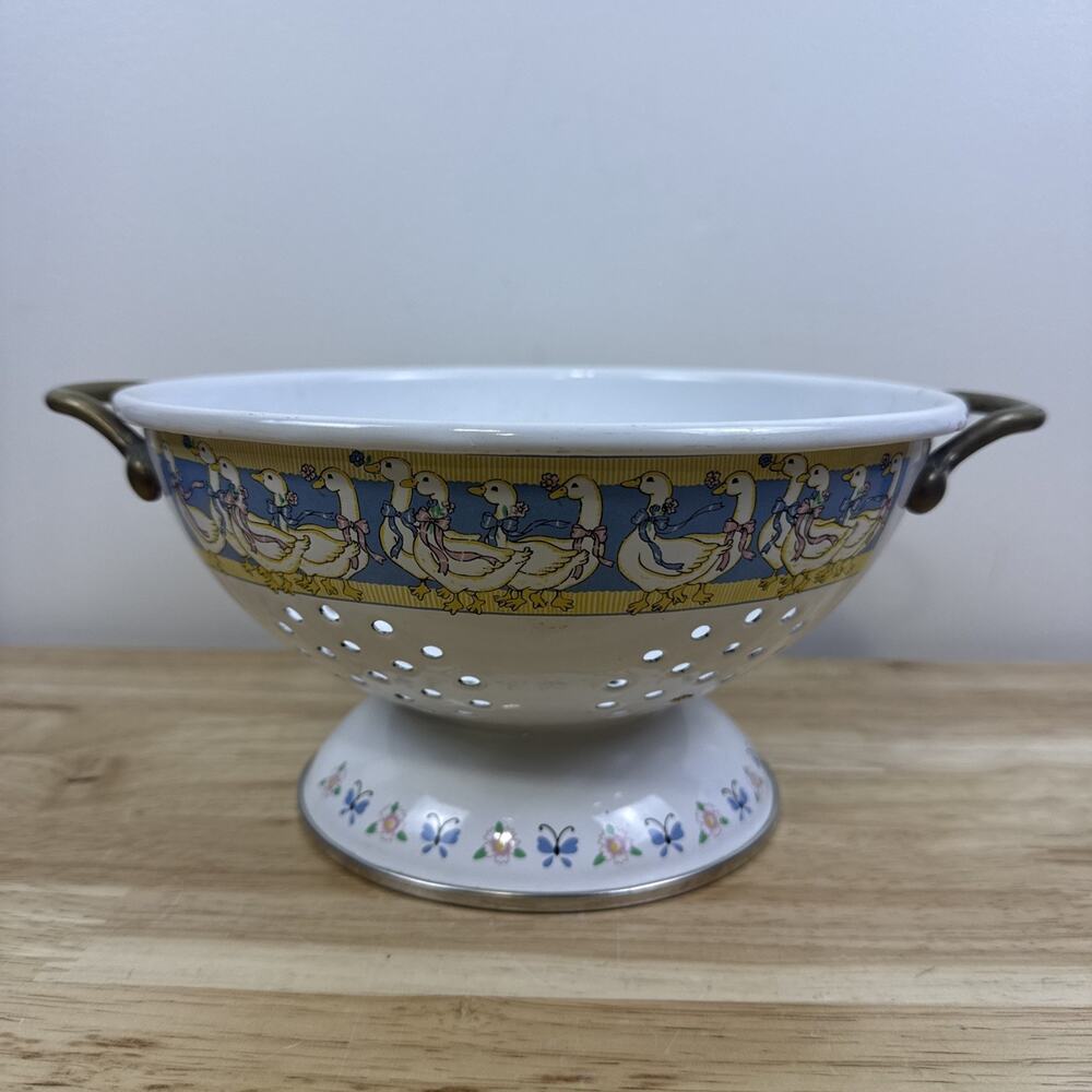 Vintage 1980's Enamel Colander M Kamenstein Brass Handles Geese 9"